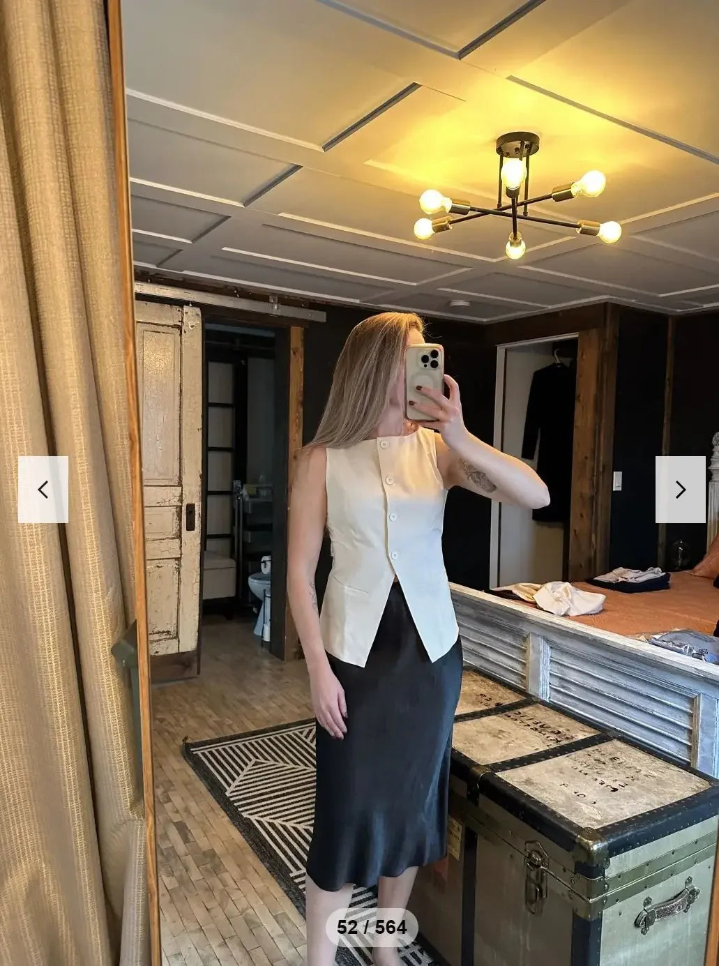 Fashionable Slim Fit Solid Color Commuter Vest for Women Comfortable Polyester Fiber Crew Neck Design Chinese Brand