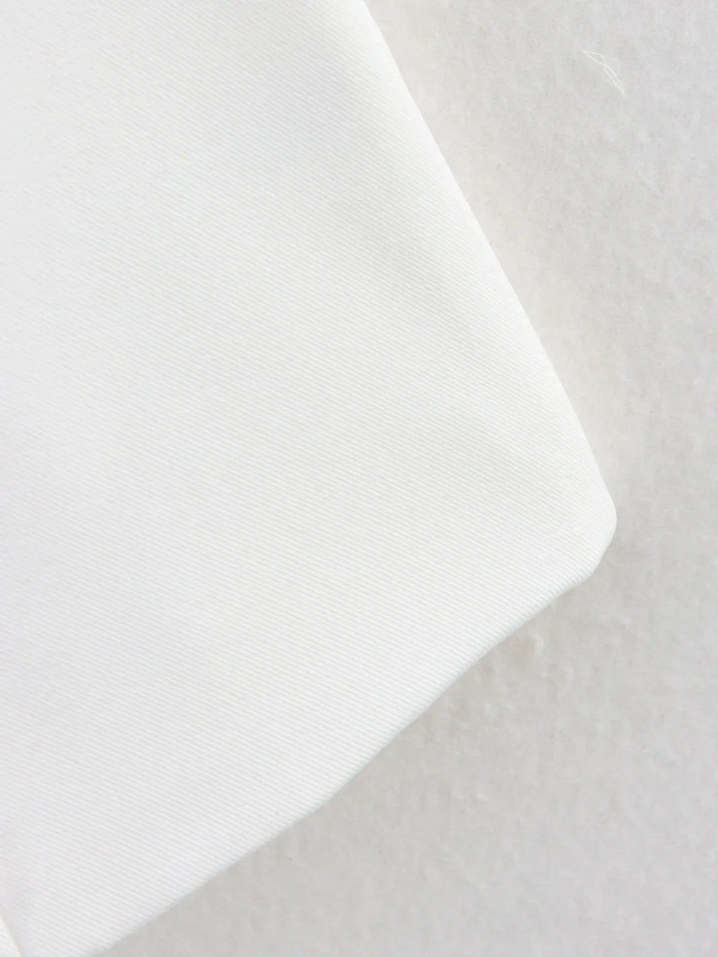 Spring 2025 New Arrival White Strapless Midi Vest Short Tank Top Fashionable Elegant Color Block Polyester Blend Women's Vest