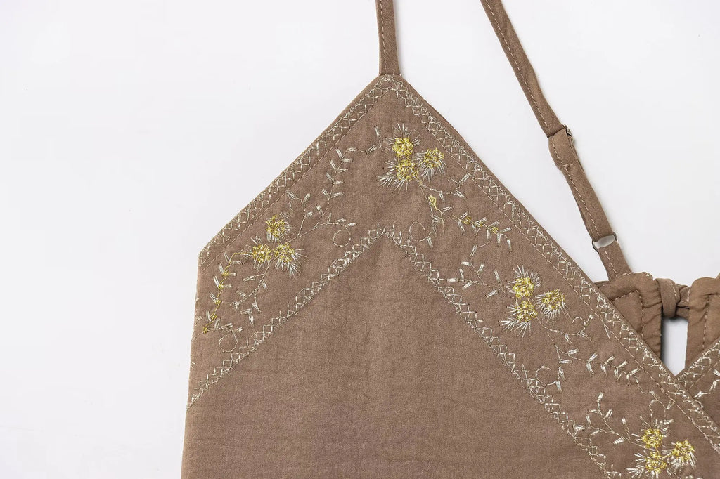 TRAFZA Female Summer Sexy Sling Tops Light Brown V-Neck Sleeveless Embroidery Lace-Up Decoration Women's Fashion Short Tops