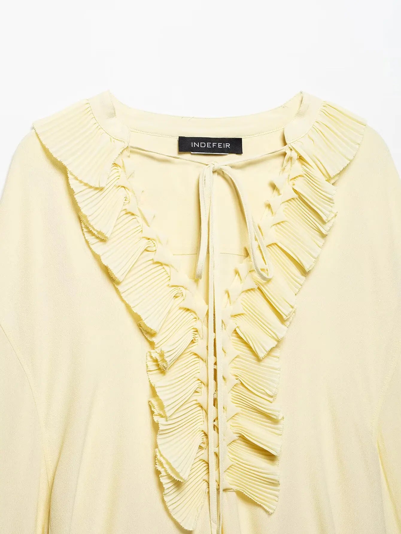 TRAFZA Female Summer Casual Chic Shirts Light Yellow V-Neck Long Sleeves Tierred Decoration Lace-Up Women's Fashion Blouses