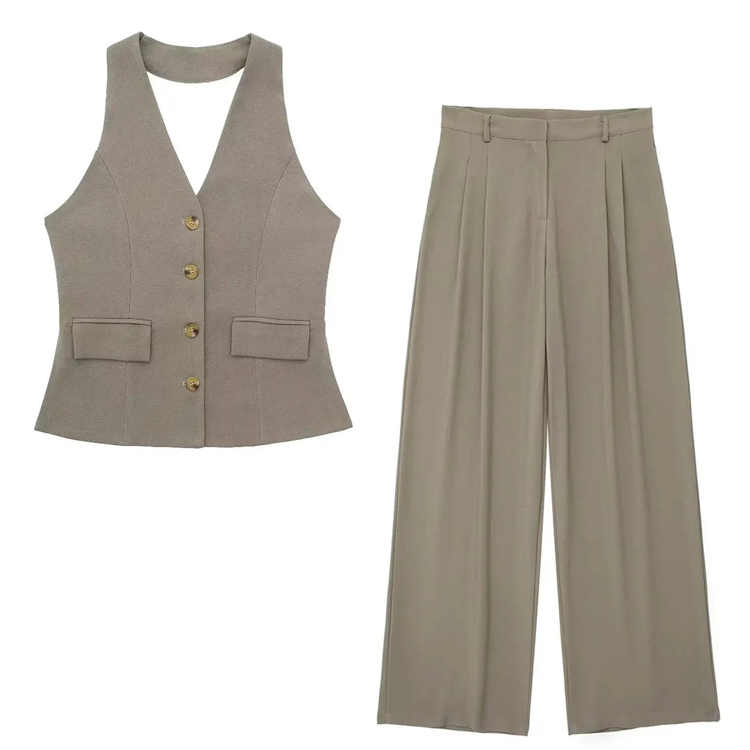 Halter Pant Suit - Summer 2025 Elegance