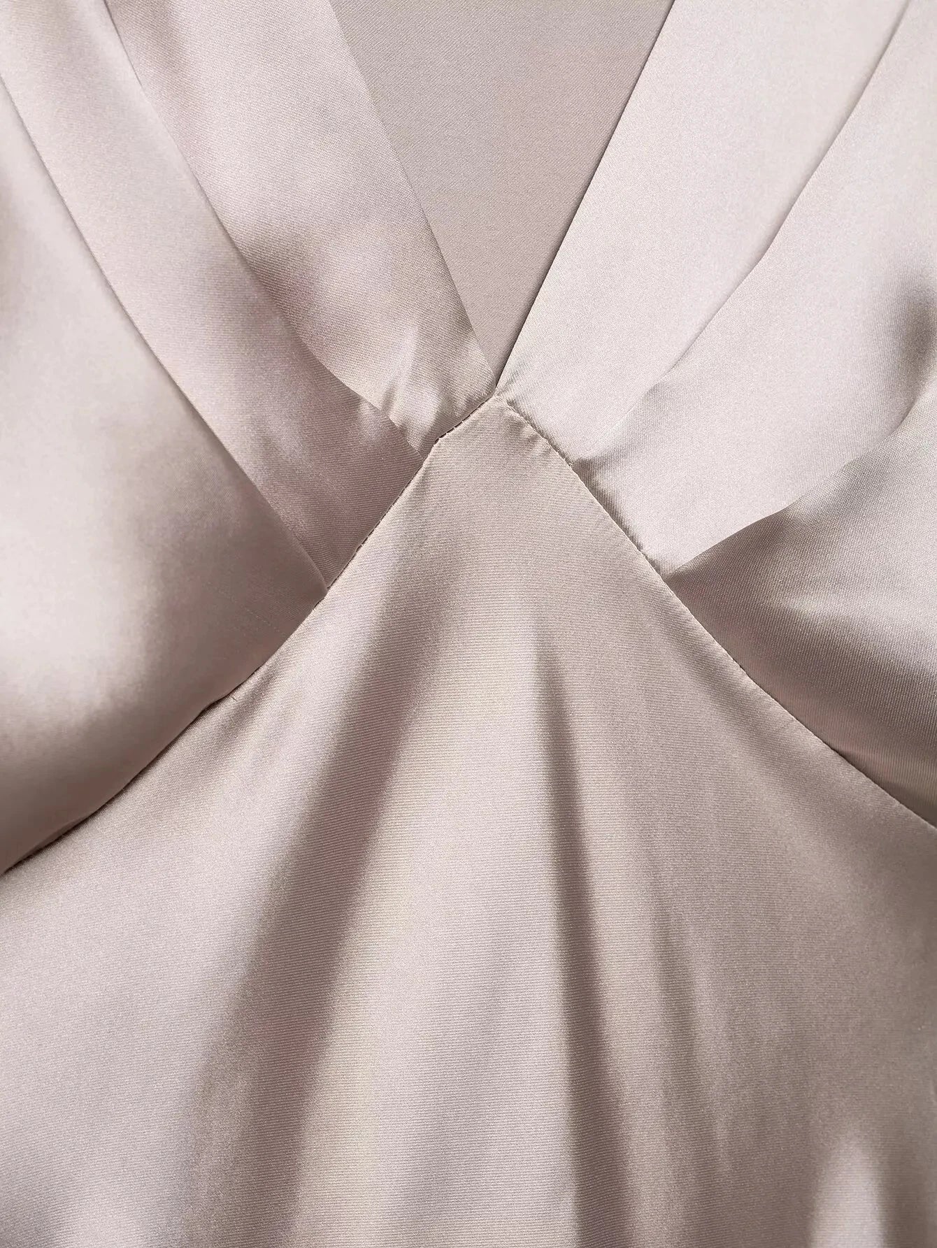 TRAFZA Summer Causal Silk Satin Texture Dresses For Women Pleated Short Sleeves Vintage V-neck Summer Pajama Style Midi Dresses