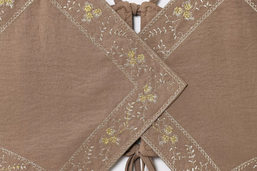TRAFZA Female Summer Sexy Sling Tops Light Brown V-Neck Sleeveless Embroidery Lace-Up Decoration Women's Fashion Short Tops
