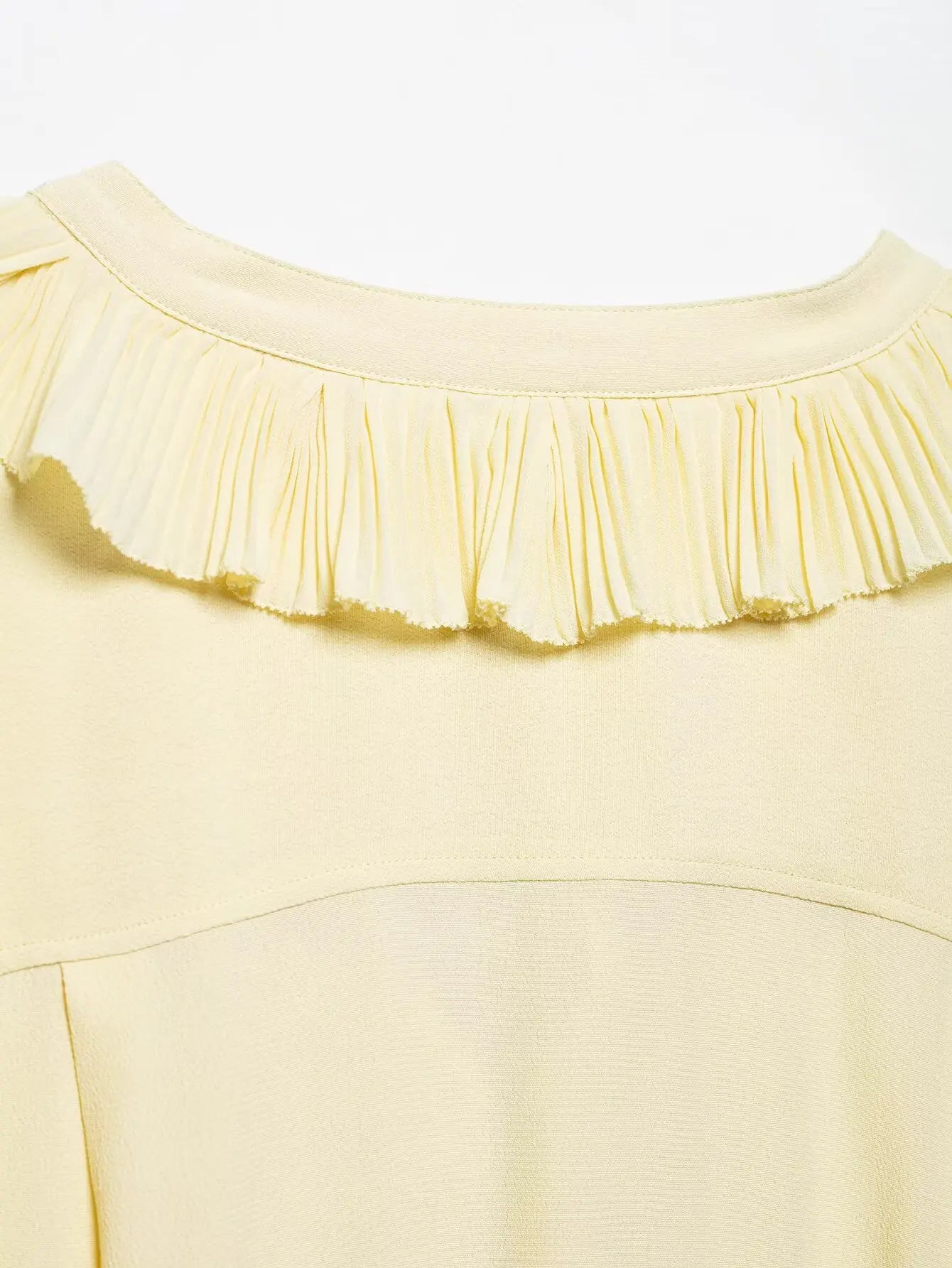 TRAFZA Female Summer Casual Chic Shirts Light Yellow V-Neck Long Sleeves Tierred Decoration Lace-Up Women's Fashion Blouses