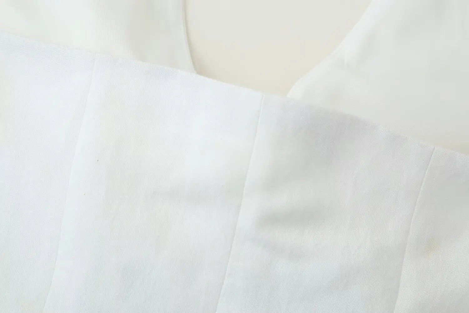 TRAFZA Women Pants Suit White Hanging Neck Collar Knot Decoration Top+Chic High Waist Side Pocket Zipper Pleated Wide-Leg Pants