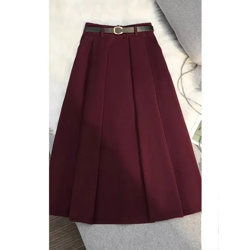 Sleek Woolen Pocket Skirt - Summer 2025 Elegance