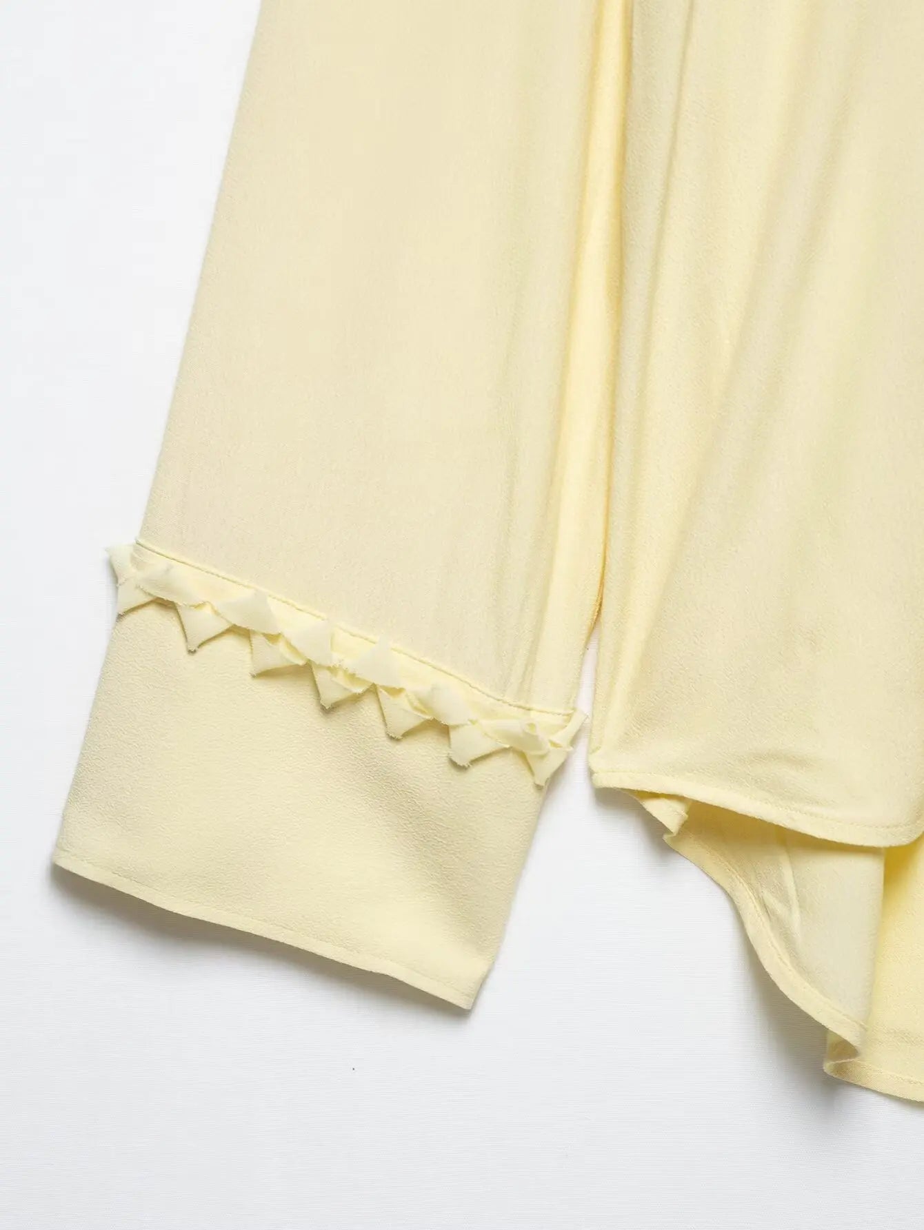 TRAFZA Female Summer Casual Chic Shirts Light Yellow V-Neck Long Sleeves Tierred Decoration Lace-Up Women's Fashion Blouses