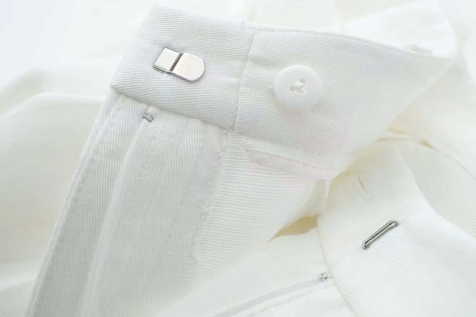 Halter Pant Suit - Summer 2025 Elegance