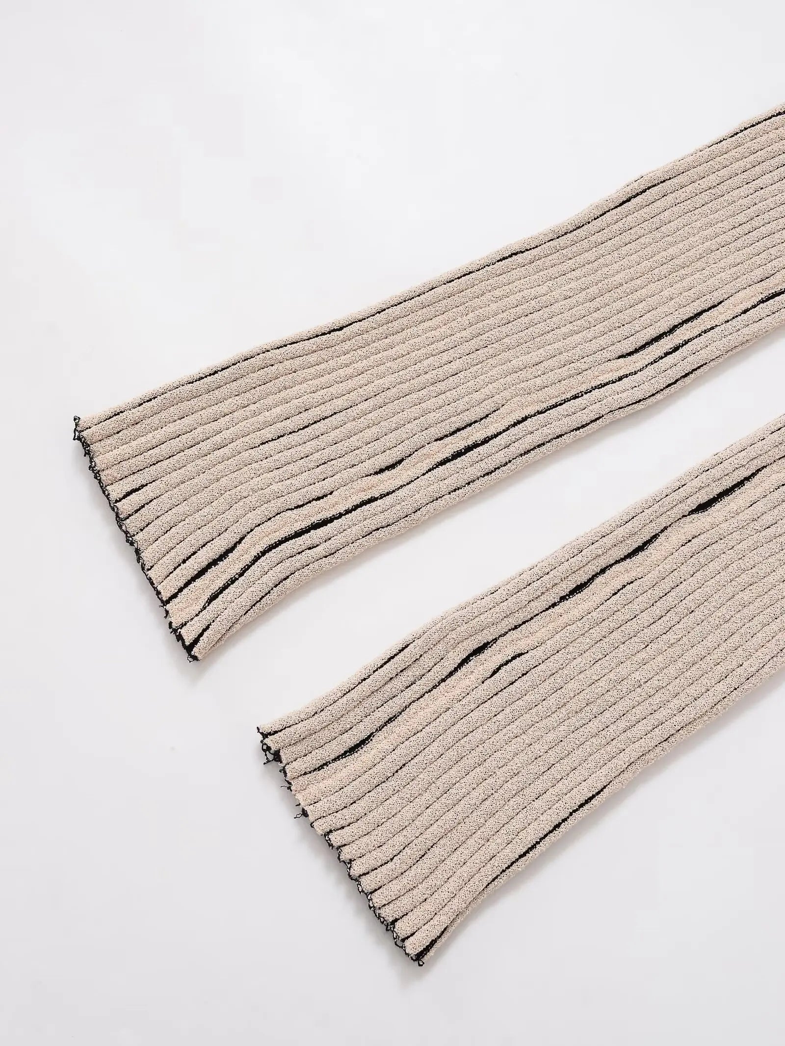 PB&ZA2025 Summer New Women's Striped Cut Drop Shoulder Sleeveless Knitted Jacket Top + Spliced Cut Knitted Casual Pants